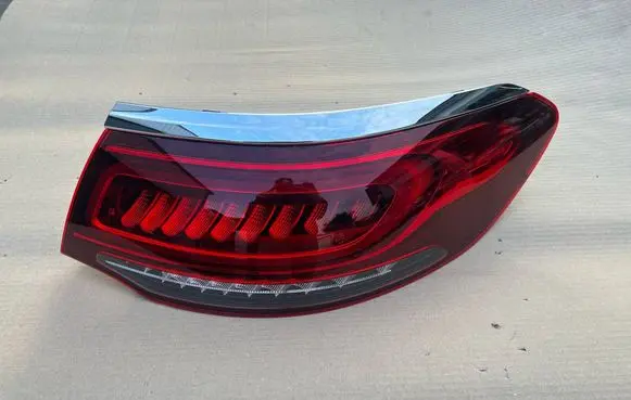 Mercedes-Benz GLC X253 C253 Rear/tail lights A2539060702 652000 2239520N01