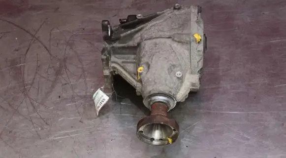 Volvo XC70 Gearbox transfer box case P31256301