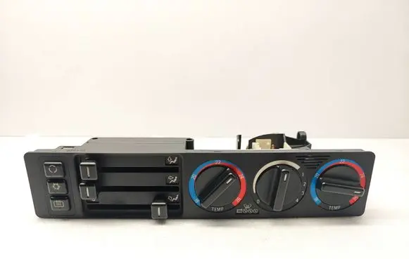 BMW 5 E34 Climate control unit 1391378 13913799 1384295