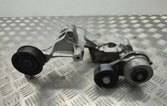 KIA Sorento A/C compressor mount bracket 252812F001