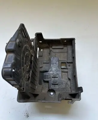 Citroen C4 Cactus Battery box tray 9676054080 35788 94095105
