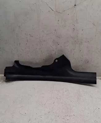 BMW 3 E90 E91 Rear sill trim cover 51437066992 7066992 11242010