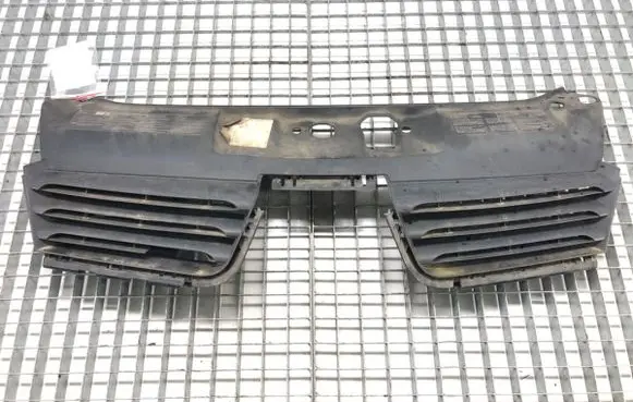 Renault Clio II Front grill 8200272056