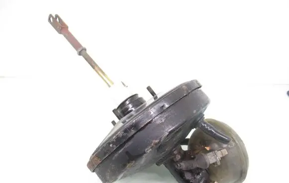 Audi 80 90 S2 B4 Brake booster 893611307A