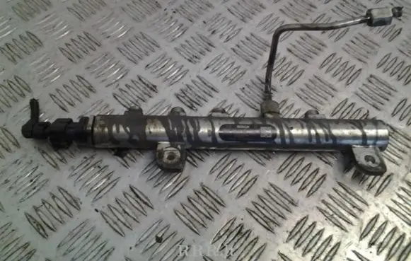 Fuel pressure sensor