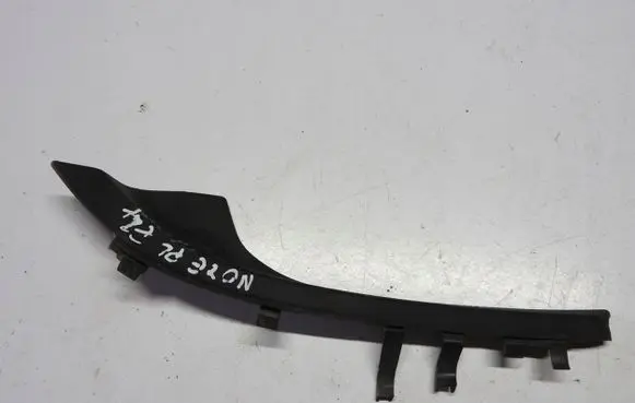 Nissan Note (E12) Wiper trim 8200973738