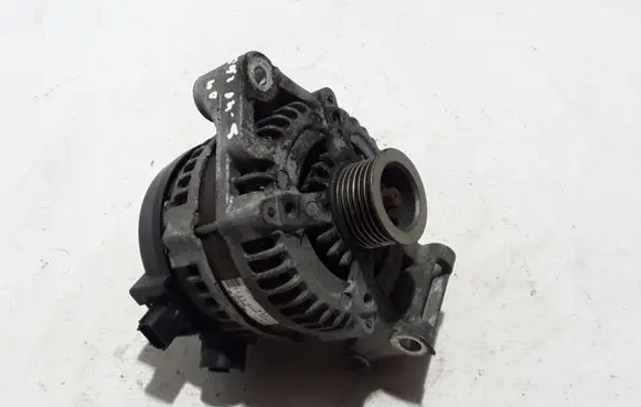 Volvo S40 Generator/alternator 30667501