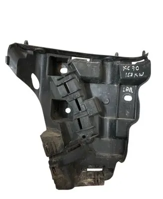 Volvo XC70 Front bumper mounting bracket 31214961