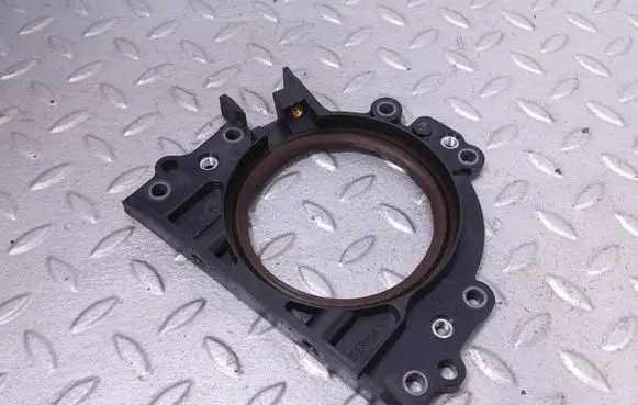 Skoda Fabia Mk3 (NJ) Crankshaft position sensor 04C103173H 04C103170H 04E103170D