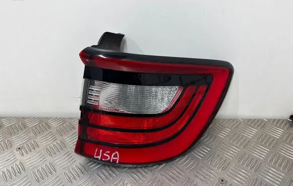 Rear/tail lights