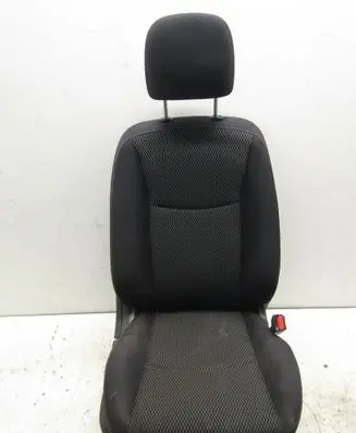 Nissan Pulsar Front passenger seat 