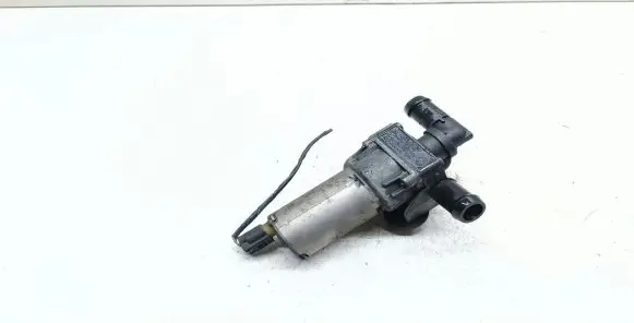 BMW 3 E90 E91 Coolant heater control valve 6928246 6411692246