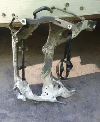 BMW 1 E81 E87 Front axle beam 4600255679 020804