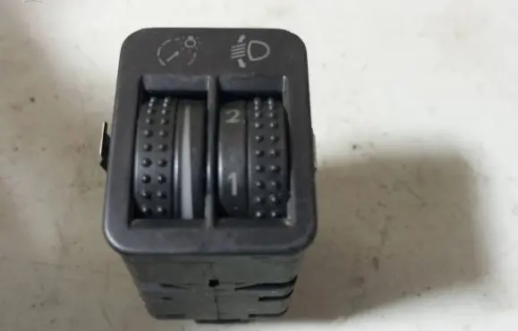 Volkswagen Golf IV Panel lighting control switch 1J0941333A