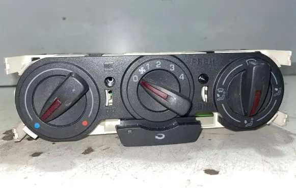 Seat Ibiza III (6L) Climate control unit 6J0819045A T0110001 901513740000