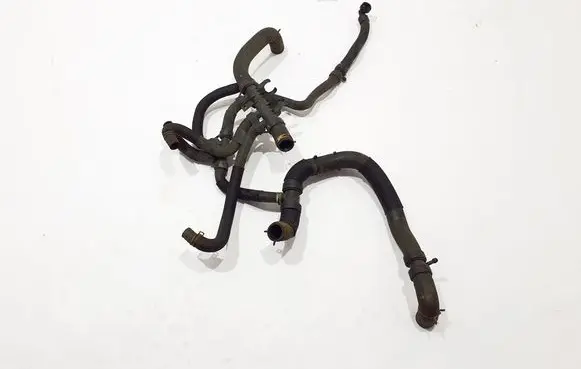 Engine coolant pipe/hose