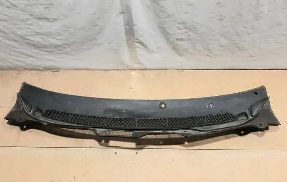 Volvo XC70 Wiper trim 9190000