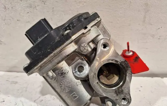 Renault Megane IV EGR valve 8201143495
