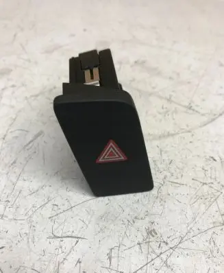 Audi Q3 8U Hazard light switch 8U1941509