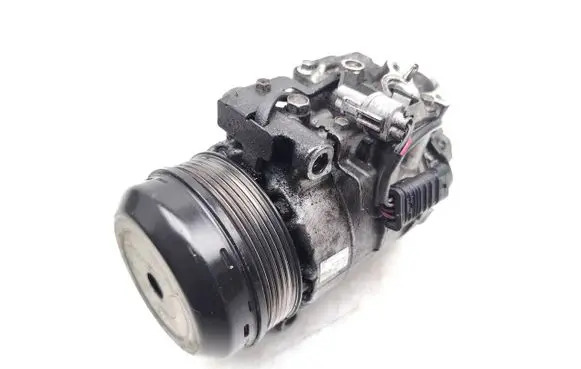 Mercedes-Benz C W204 Air conditioning (A/C) compressor (pump) 4472605992 A0032308711