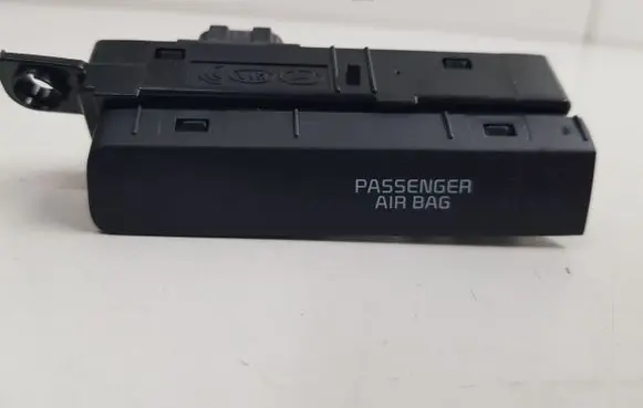 KIA Sportage Passenger airbag on/off switch 95960F1710