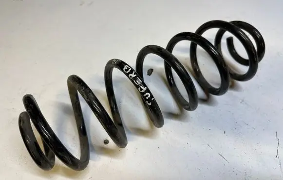 Skoda Superb B8 (3V) Rear coil spring