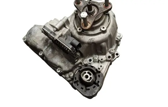 BMW 5 GT F07 Gearbox transfer box case 7636172 7636181 27607636181