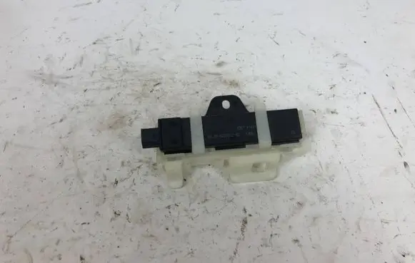 Interior comfort aerial antenna