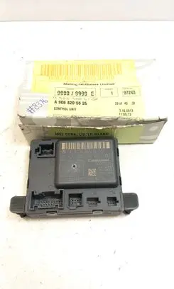 Mercedes-Benz Sprinter W906 Door control unit/module A9068205626 9068205626