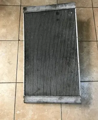 BMW 7 E65 E66 Coolant radiator