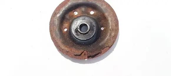 Toyota Avensis T250 Coil spring mount 