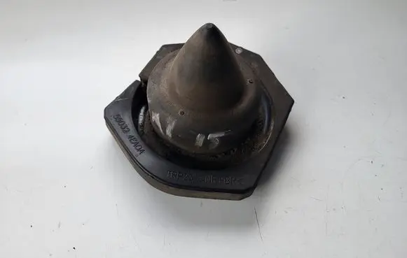 Nissan Qashqai Rear coil spring rubber mount 