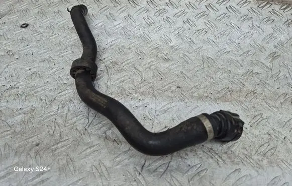 Mercedes-Benz E W212 Engine coolant pipe/hose A2128302396