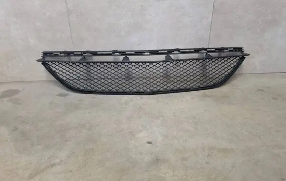 Mercedes-Benz CLS C218 AMG Front bumper lower grill A2188850024