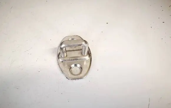 Volkswagen PASSAT B6 Front door lock loop/hook striker 3c0837033c