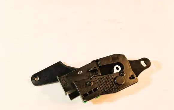 Hyundai Tucson TL Fuel tank cap lock 