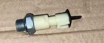 Chevrolet Orlando Oil pressure sensor 7701044656