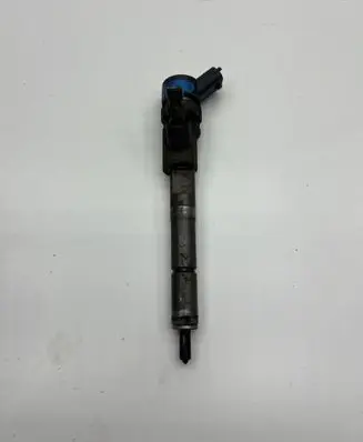 Toyota Yaris Fuel injector 0445110085