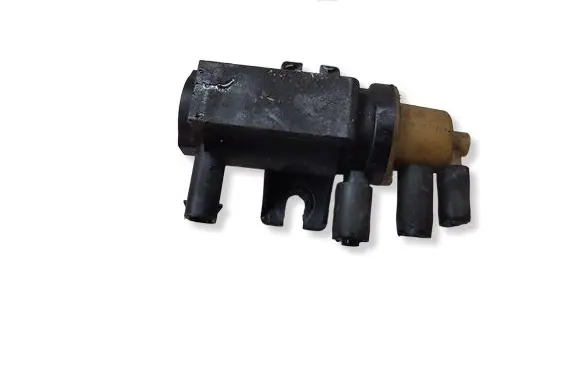Mercedes-Benz C W205 Turbo solenoid valve A0091533128