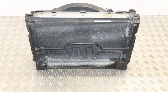 BMW 3 E90 E91 Radiator set 6937515 778889812