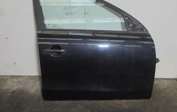 Hyundai i30 Front door 