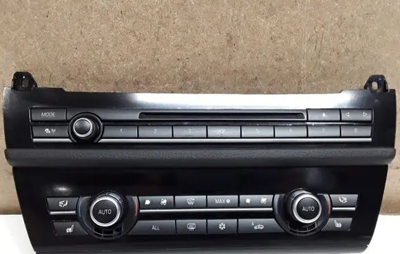 BMW 5 F10 F11 Climate control unit 9233632