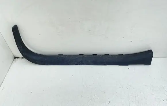 Toyota Avensis T220 Front sill trim cover 67913450