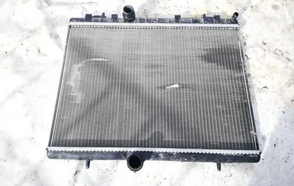 Citroen C4 II Coolant radiator 9800477280 m161553c