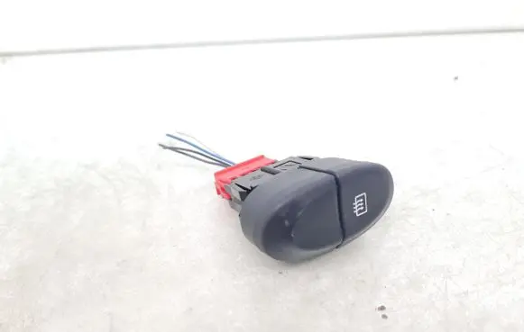 Renault Megane I Windscreen/window heater switch 429990B