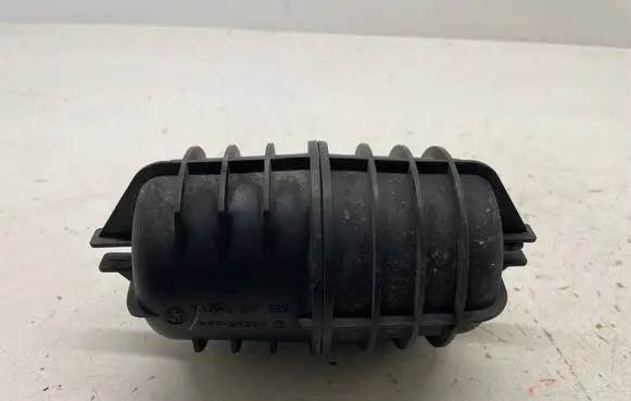 BMW 3 E46 Vacuum air tank 2247620 12652247620