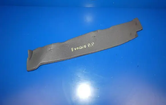 Land Rover Evoque I Fender foam support/seal 