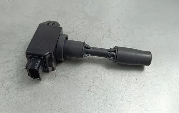 Suzuki SX4 S-Cross High voltage ignition coil 099700304