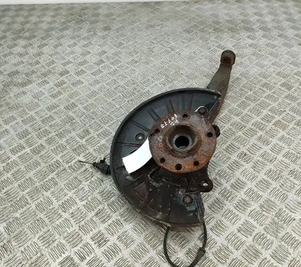 Volkswagen Touareg II Front wheel hub 7P6407246A