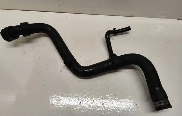 Audi A4 S4 B5 8D Engine coolant pipe/hose 8D0121101J
